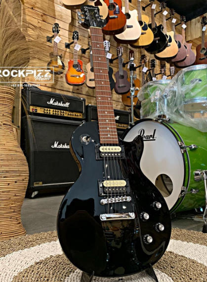 You do lose some of the aesthetics of the Core Epiphone Studio model, but it doesn't detract from the playability or the overall Les Paul look. You do lose some of the aesthetics of the Core Epiphone Studio model, but it doesn't detract from the playability or the overall Les Paul look.