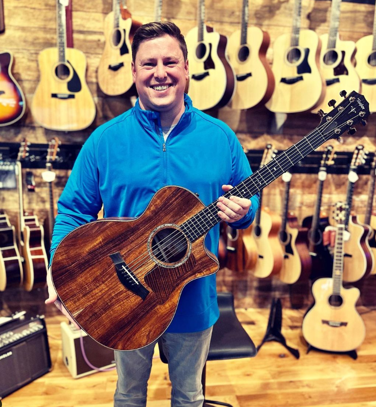 The Koa in the 724ce gives you a more brisk tone and unique look. It's an acquired taste for some. The Koa in the 724ce gives you a more brisk tone and unique look. It's an acquired taste for some.