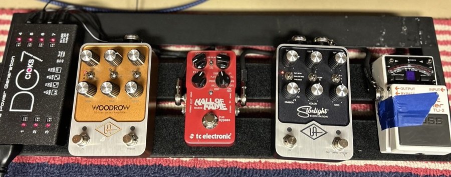 A few pedals I connected to the DC7 for testing. A few pedals I connected to the DC7 for testing.