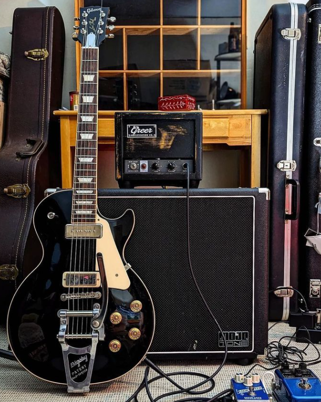 Some mods here. Beautiful LP.
